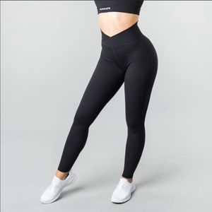 Alphalete Surface Path Legging